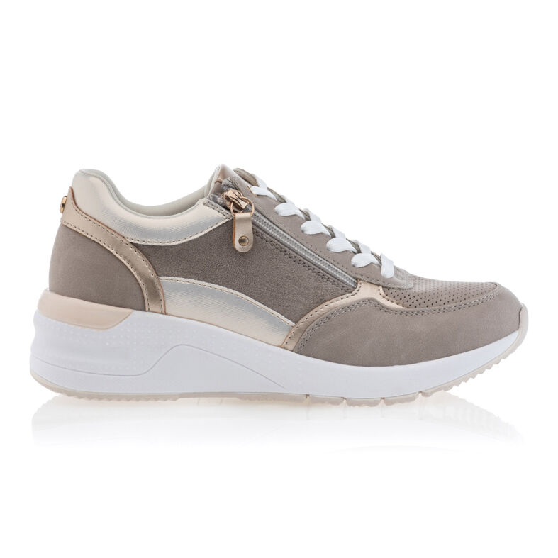 Baskets / sneakers Femme Blanc Women Class : Baskets / Sneakers . Besson  Chaussures